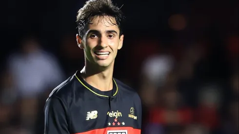 SP – SAO PAULO – 24/08/2025 – BRASILEIRO A 2025, SAO PAULO X ATLETICO-MG – Rodriguinho jogador do Sao Paulo durante partida contra o Atletico-MG no estadio Morumbi pelo campeonato Brasileiro A 2025. Foto: Marcello Zambrana/AGIF