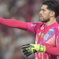 Câmeras flagram estratégia de Rossi em lance de Arrascaeta em Flamengo x Racing