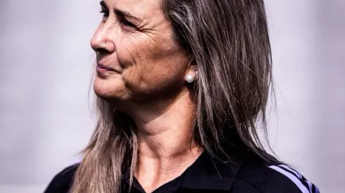 Tatiele Silveira comandando o Colo-Colo. Foto: Tiago Sousa/C2 Sports