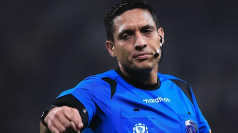 Jesús Valenzuela apitou Flamengo x Racing.