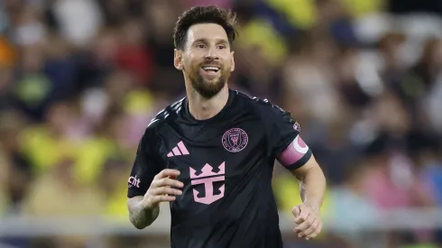 Lionel Messi renovou com o Inter Miami até 2028