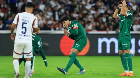 QUITO, ECUADOR – OCTOBER 23: Gustavo Gomez of Palmeiras reacts during the Copa CONMEBOL Libertadores 2025 first-leg semifinal match between LDU Quito and Palmeiras at Rodrigo Paz Delgado Stadium on October 23, 2025 in Quito, Ecuador. (Photo by Franklin Jacome/Getty Images)