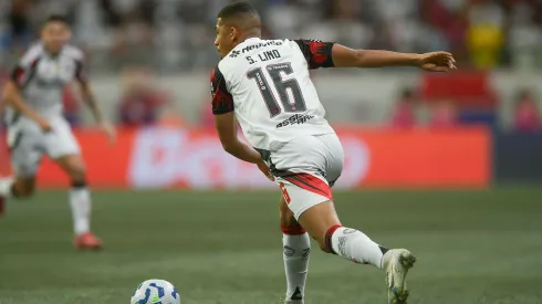 Flamengo de Filipe Luís marca menos faltas do que o time de 2018 em um único mês — Foto Jhony PinhoAGIF