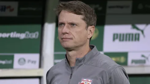 Fernando Seabra, técnico do Bragantino, projeta duelo contra o Vasco. Foto: Marcello Zambrana/AGIF