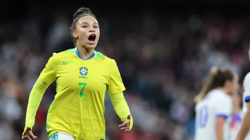 Dudinha celebra gol contra a Inglaterra – Foto: Lívia Villas Boas/CBF