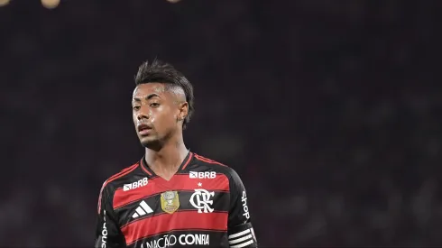 RJ – RIO DE JANEIRO – 25/08/2025 – BRASILEIRO A 2025, FLAMENGO X VITORIA – Bruno Henrique jogador do Flamengo durante partida contra o Vitoria no estadio Maracana pelo campeonato Brasileiro A 2025. Foto: Thiago Ribeiro/AGIF