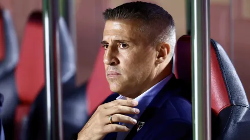 Hernan Crespo técnico do São Paulo durante partida contra o Bahia – Foto: Marcello Zambrana/AGIF