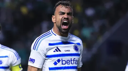 Fabrício Bruno foi expulso durante a partida.