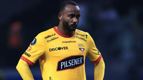 Leonai Souza atua por rival da LDU desde 2022. Foto: Ettore Chiereguini/AGIF