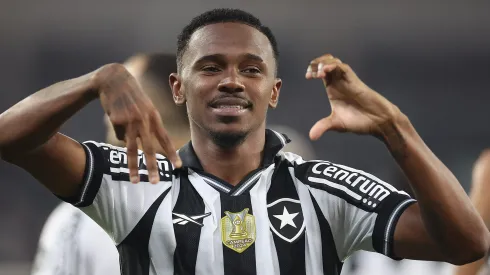 Atacante vem recebendo elogios – Foto: Vítor Silva/Botafogo.