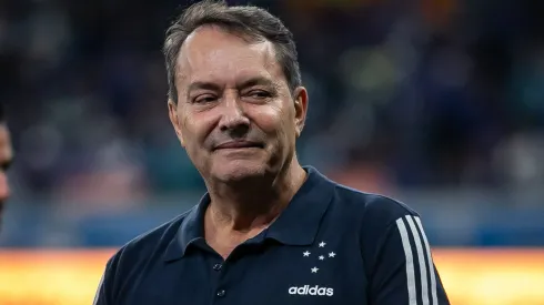 Investidor monitora o mercado – Foto: Fernando Moreno/AGIF.