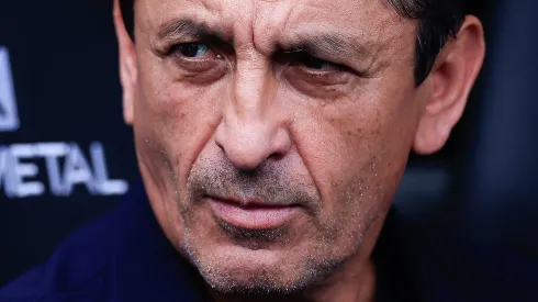 Ramon Díaz, técnico do Internacional em partida pelo campeonato brasileiro (Foto: Buda Mendes/Getty Images)