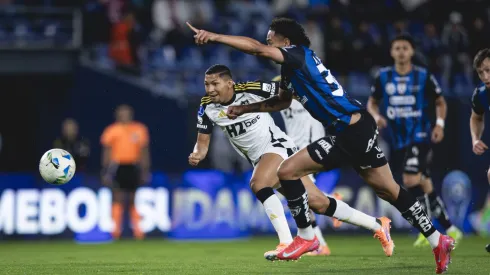 Dudu em lance de Del Valle x Atlético-MG na Sul-Americana – Foto: Pedro Souza / Atlético