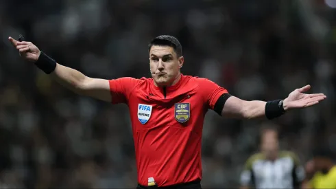 Rafael Rodrigo Klein foi o árbitro da partida