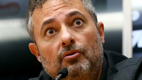 Alexandre Mattos buscou elevar a qualidade do elenco do Santos.