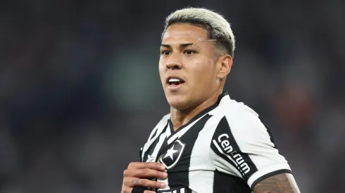 Atacante segue lesionado – Foto: Vítor Silva/Botafogo.