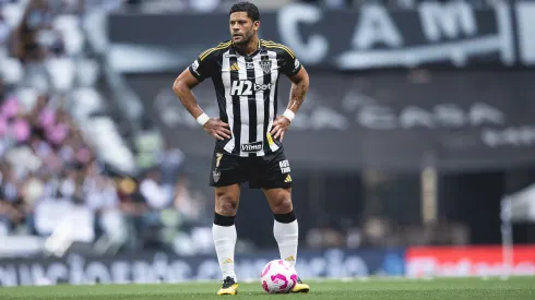 Hulk tem futuro indefinido no Galo