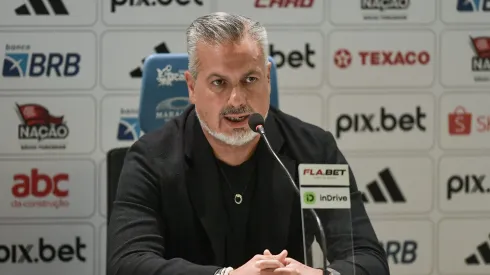 José Boto durante coletiva do Flamengo. Foto: Thiago Ribeiro/AGIF
