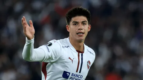 Villamil, meio-campista da LDU – Foto: Franklin Jacome/Getty Images