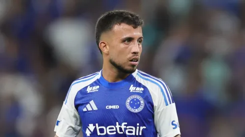 Matheus Henrique se recupera no Cruzeiro. Foto: Gilson Lobo/AGIF