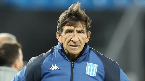 Gustavo Costas vai mudar escalação do Racing diante do Flamengo.