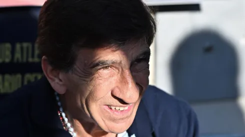 Gustavo Costas, técnico do Racing em partida pelo campeonato brasileiro (Foto: Luciano Bisbal/Getty Images)