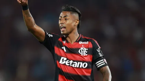 RIO DE JANEIRO, BRAZIL – SEPTEMBER 18: Bruno Henrique of Flamengo reacts during the Copa CONMEBOL Libertadores 2025 Quarter-final first leg match between Flamengo and Estudiantes at Maracana Stadium on September 18, 2025 in Rio de Janeiro, Brazil. (Photo by Buda Mendes/Getty Images)
