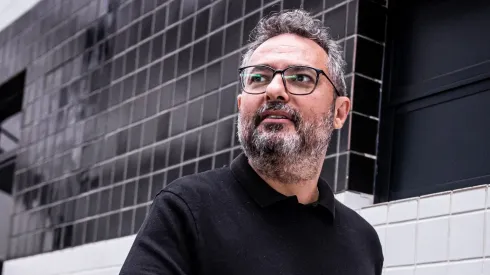 Diretor segue trabalhando duro – Foto: Raul Baretta/Santos FC.