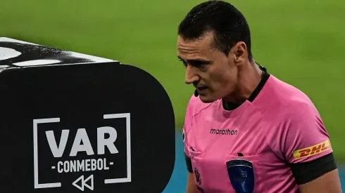 Wilmar Roldán vai apitar Palmeiras x LDU.