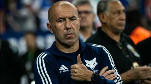 Leonardo Jardim vem utilizando pouco o estrangeiro no Cruzeiro.