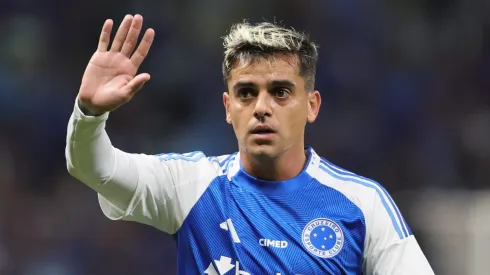 Fagner tem futuro definido no Cruzeiro