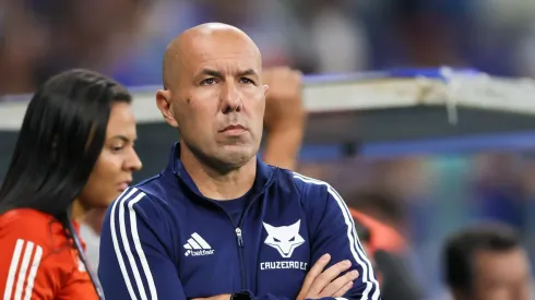 Leonardo Jardim prepara mudanças na equipe titular. Foto: Gilson Lobo/AGIF