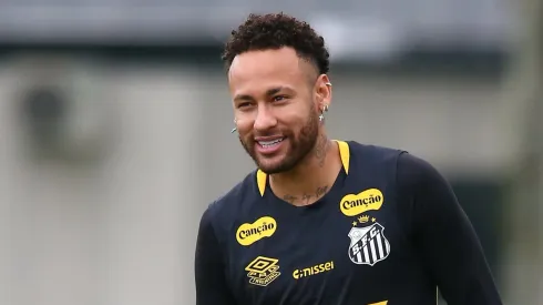 Neymar durante treinamento pelo Santos. Foto: Mauricio De Souza/AGIF