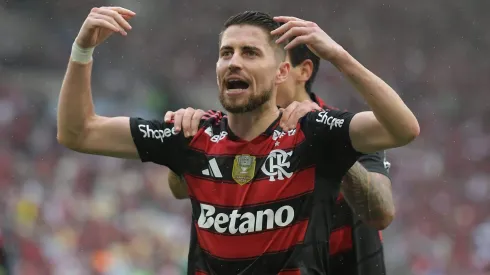 Jorginho dita o ritmo do meio-campo do Flamengo no Brasileirão