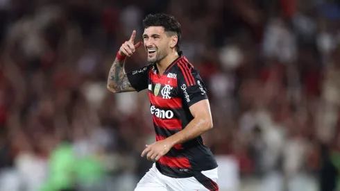 Arrasaceta comemora gol em Flamengo x Sport – (Photo by Lucas Figueiredo/Getty Images)