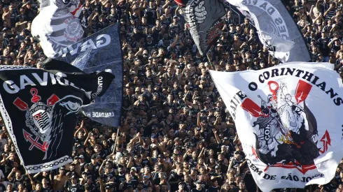 Torcida do Corinthians. (Photo by Miguel Schincariol/Getty Images)