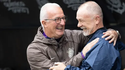 Mano Menezese e Dorival Júnior em Corinthians x Grêmio – Foto: Joisel Amaral/AGIF