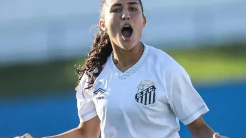 Camile Abreu é formada na base do Santos. Foto: Reinaldo Campos/Santos FC