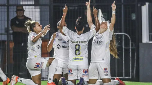 Sereias da Vila. Foto: Reinaldo Campos/AGIF