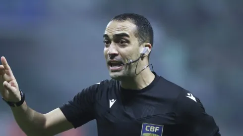 — Árbitro Davi de Oliveira Lacerda
