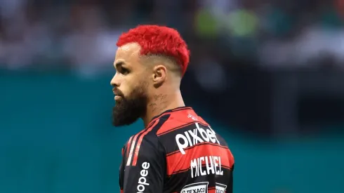 Atacante Michael está cm dias contados no Flamengo