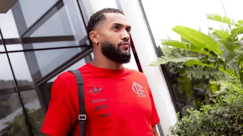 Juninho é avisado sobre decisão de Filipe Luís no Flamengo