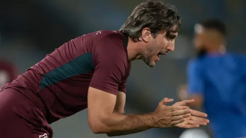 RJ – RIO DE JANEIRO – 29/10/2025 – BRASILEIRO A 2025, FLUMINENSE X CEARA – Luis Zubeldia tecnico do Fluminense durante partida contra o Ceara no estadio Maracana pelo campeonato Brasileiro A 2025. Foto: Jorge Rodrigues/AGIF