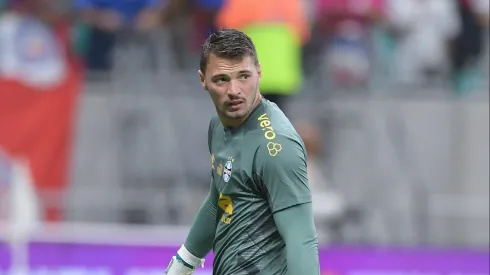 BA – SALVADOR – 19/10/2025 – BRASILEIRO A 2025, BAHIA X GREMIO – Gabriel Grando jogador do Gremio durante partida contra o Bahia no estadio Arena Fonte Nova pelo campeonato Brasileiro A 2025. Foto: Jhony Pinho/AGIF