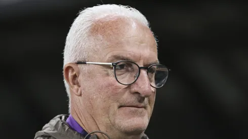 Dorival Júnior, entrenador del Corinthians en un partido del campeonato brasileño (Foto: Ricardo Moreira/Getty Images)