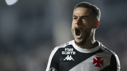 Philippe Coutinho em ação pelo Vasco da Gama no Brasileirão Betano – Foto: Jorge Rodrigues/AGIF