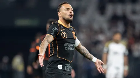Maycon, jugador del Corinthians, celebra su gol durante el partido contra el Atlético-MG – Foto: Joisel Amaral/AGIF