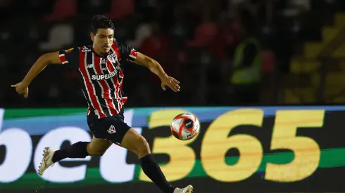 SP – RIBEIRAO PRETO – 20/01/2025 – PAULISTA 2025, BOTAFOGO-SP X SAO PAULO – Joao Moreira jogador do Sao Paulo durante partida contra o Botafogo-SP no estadio Santa Cruz pelo campeonato Paulista 2025. Foto: Thiago Calil/AGIF