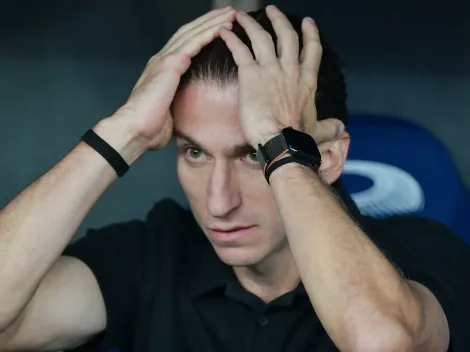 Sequência vira problema para Filipe Luís em mês decisivo no Flamengo