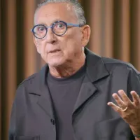 Galvão Bueno reage ao duelo Grêmio x Cruzeiro e liga alerta de Palmeiras e Flamengo: “Ainda sonha”